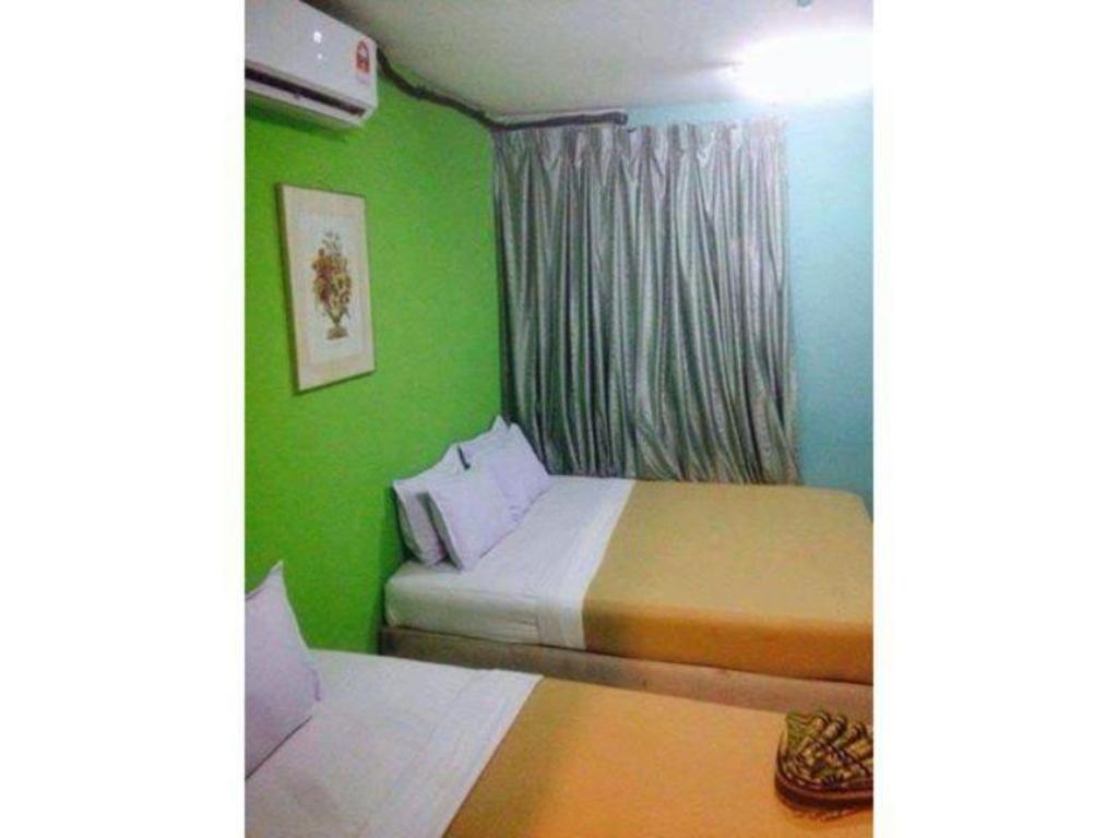F Hotel Sungai Dua Bukit Exterior foto